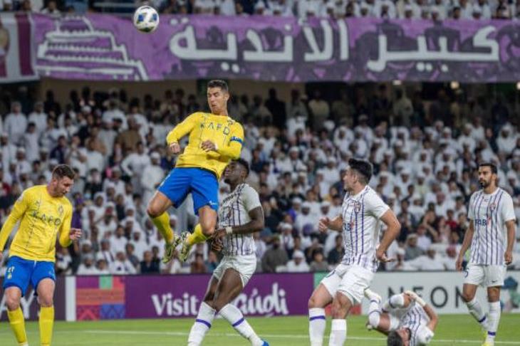 كريستيانو رونالدو لاعب النصر السعودي أمام العين